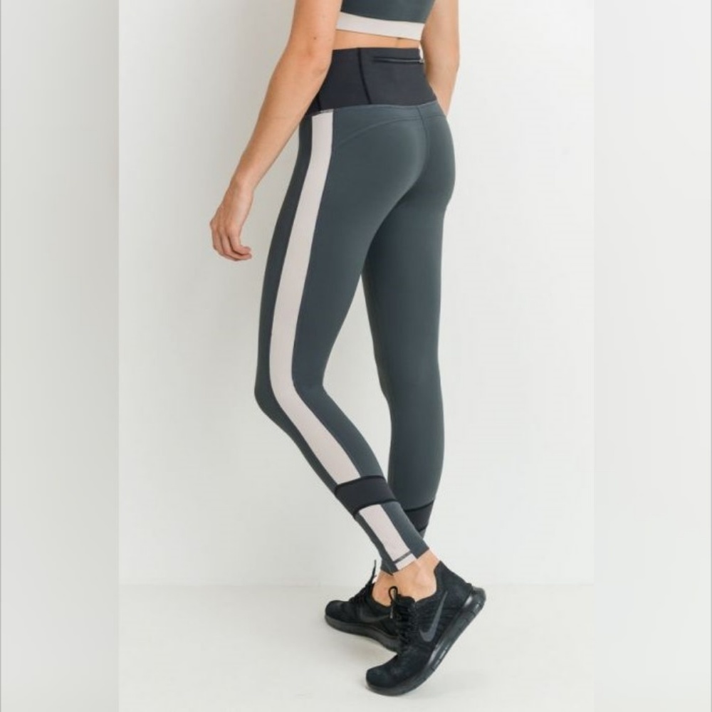 Highwaist Terra Wraparound Colorblock Full Legging - Picture 3 of 5